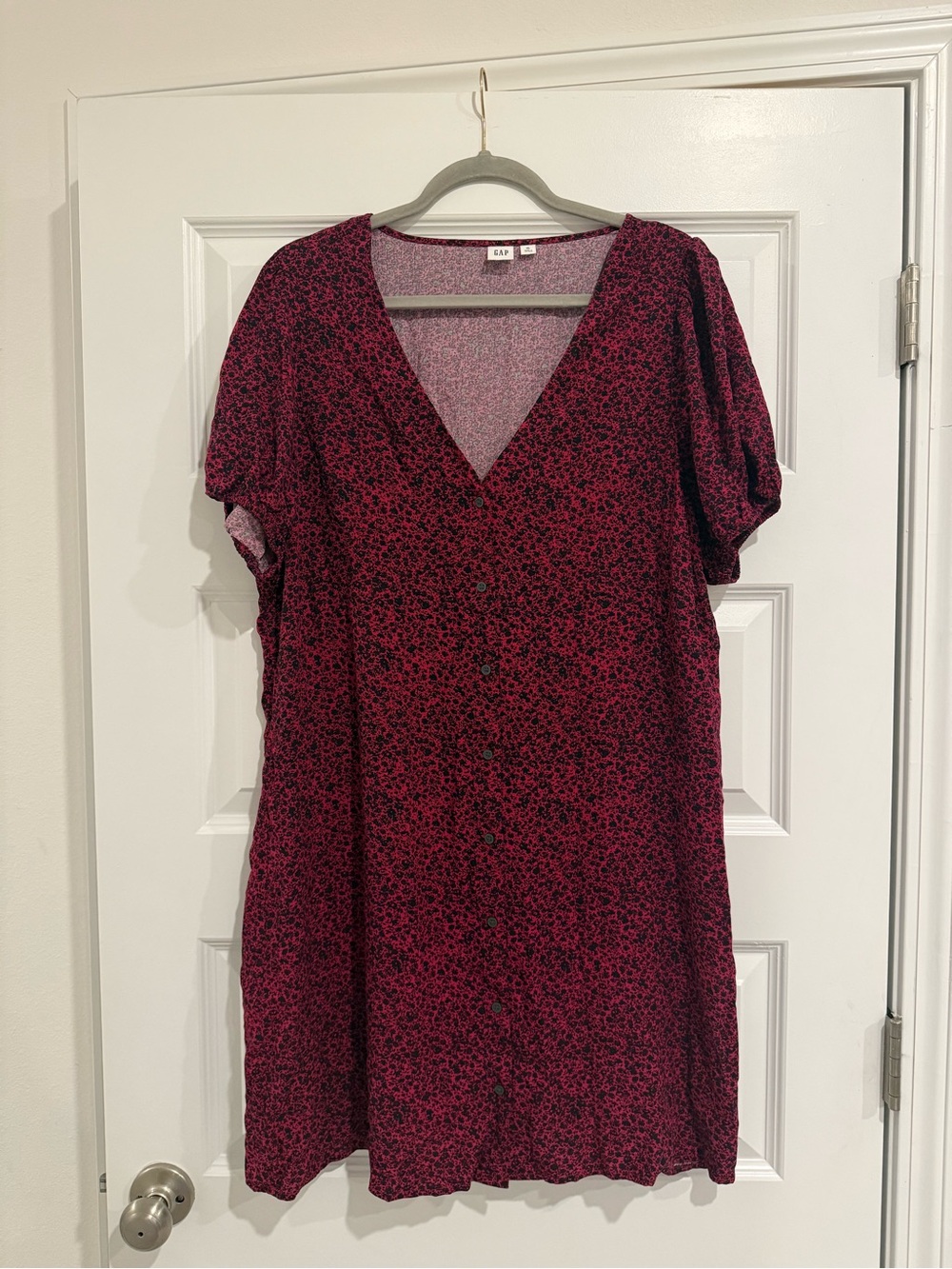 GAP Pink and Black Floral Short Sleeve Dress